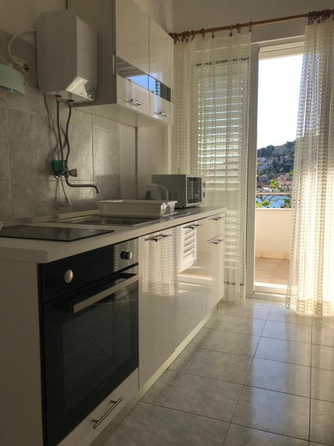 Apartmani Isabella - Ilda Radonic Jelsa  Kültér fotó