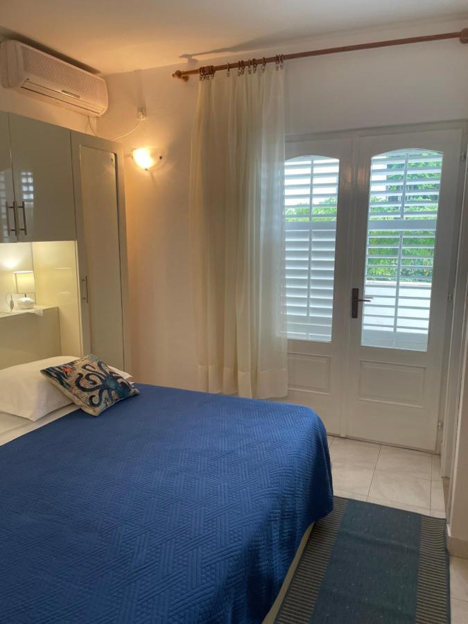 Apartmani Isabella - Ilda Radonic Jelsa  Kültér fotó
