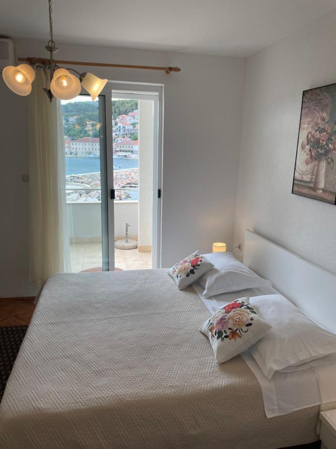Apartmani Isabella - Ilda Radonic Jelsa  Kültér fotó