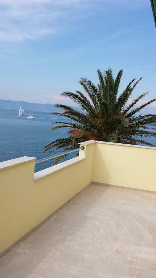 Apartmani Isabella - Ilda Radonic Jelsa  Kültér fotó
