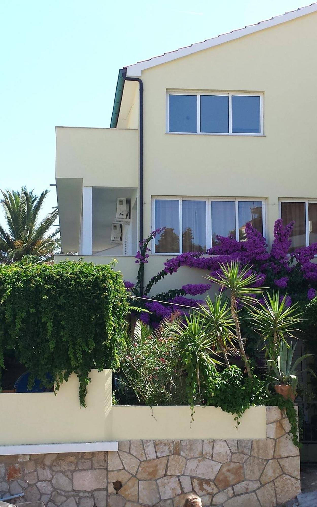 Apartmani Isabella - Ilda Radonic Jelsa  Kültér fotó
